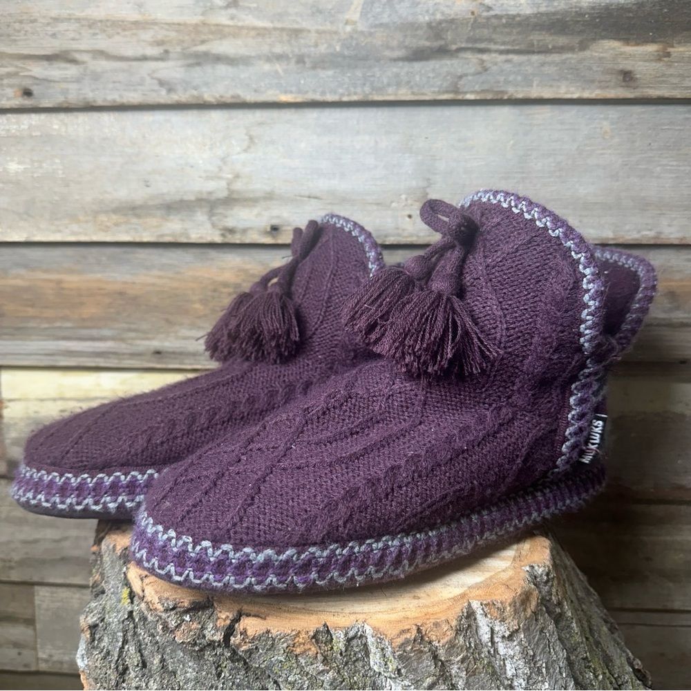 Muk Luks Purple Slippers sz 9/10 - Picture 3 of 7